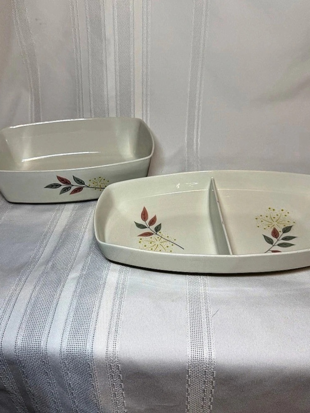 2 pc Vintage 1950’s MCM Franciscan Springsong 10” Serving Bowls Divided